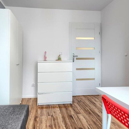 Apartamento Pokoje Gdansk Zabianka - Bitwy Oliwskiej 15 Exterior foto